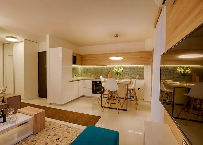 Deluxe By Traveler Tourist Agency Krk Krk Town