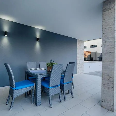 Deluxe New - Few Steps From The - Luxury With Style - By Traveler Tourist Agency Krk *