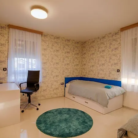 Deluxe New - Few Steps From The - Luxury With Style - By Traveler Tourist Agency Krk Lägenhet *