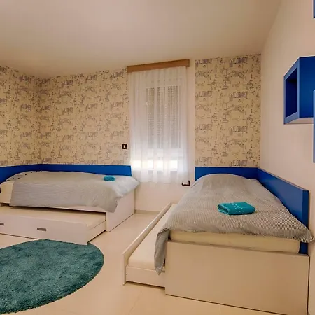 Appartement Deluxe New - Few Steps From The - Luxury With Style - By Traveler Tourist Agency Krk *