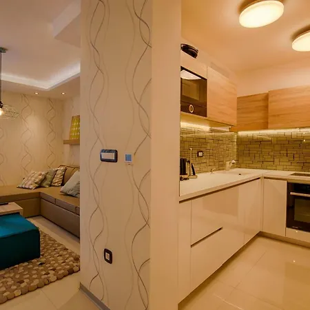 Deluxe New - Few Steps From The - Luxury With Style - By Traveler Tourist Agency Krk Appartement Krk Town