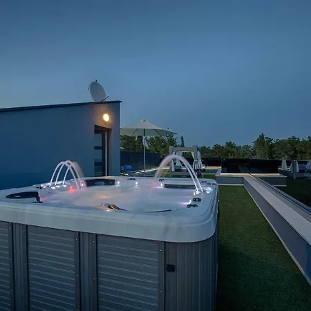 Apartament Deluxe New - Few Steps From The - Luxury With Style - By Traveler Tourist Agency Krk Krk Town