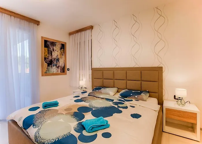 Apartamento Deluxe New - Few Steps From The - Luxury With Style - By Traveler Tourist Agency Krk *